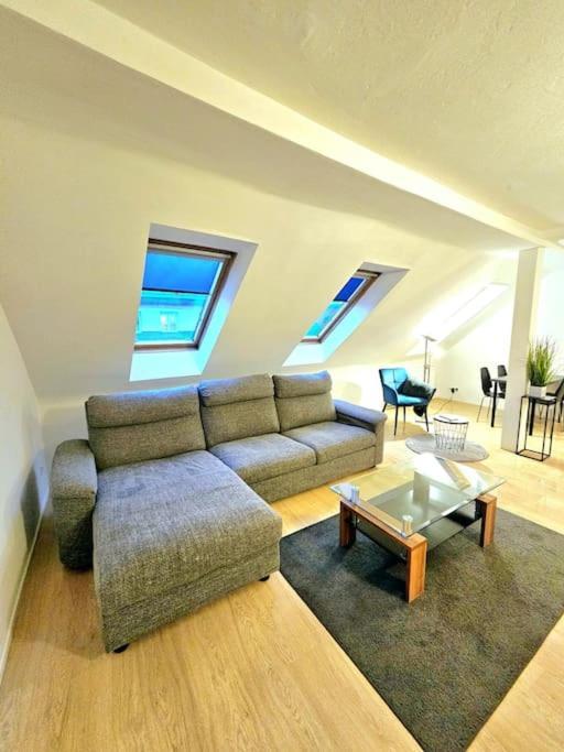 Bird Home Room 14 Klagenfurt am Woerthersee Dış mekan fotoğraf