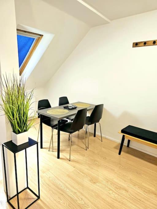 Bird Home Room 14 Klagenfurt am Woerthersee Dış mekan fotoğraf